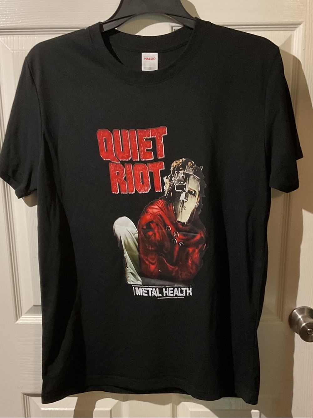 Quiet Riot "Metal Health" Short Sleeve Band Tee